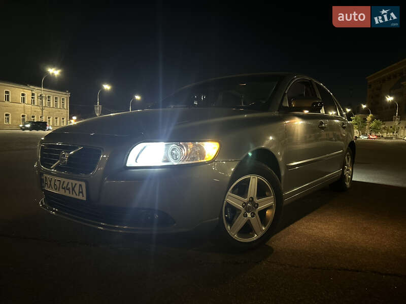 Седан Volvo S40 2008 в Харкові