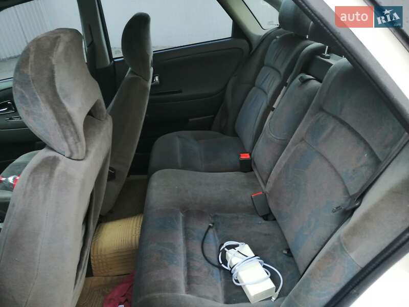 Седан Volvo S40 1998 в Черкасах фото 8 Седан Volvo S40 1998 в Черкасах