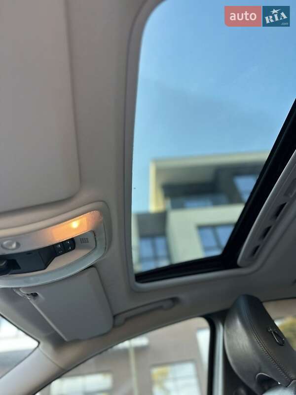 Седан Volvo S40 2011 в Ужгороде