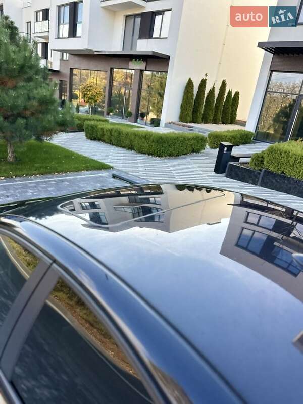 Седан Volvo S40 2011 в Ужгороде