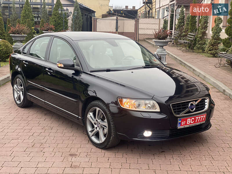 Volvo S40 2011 Volvo S40 2011