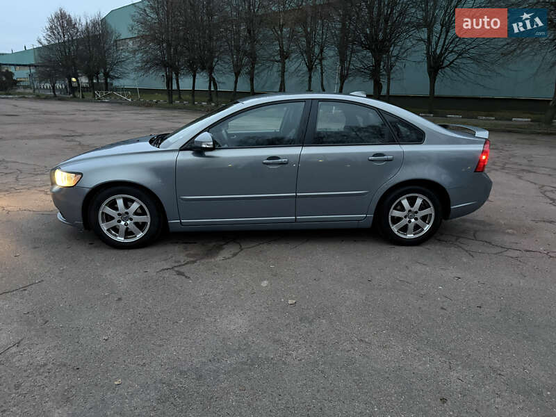 Седан Volvo S40 2012 в Житомирі