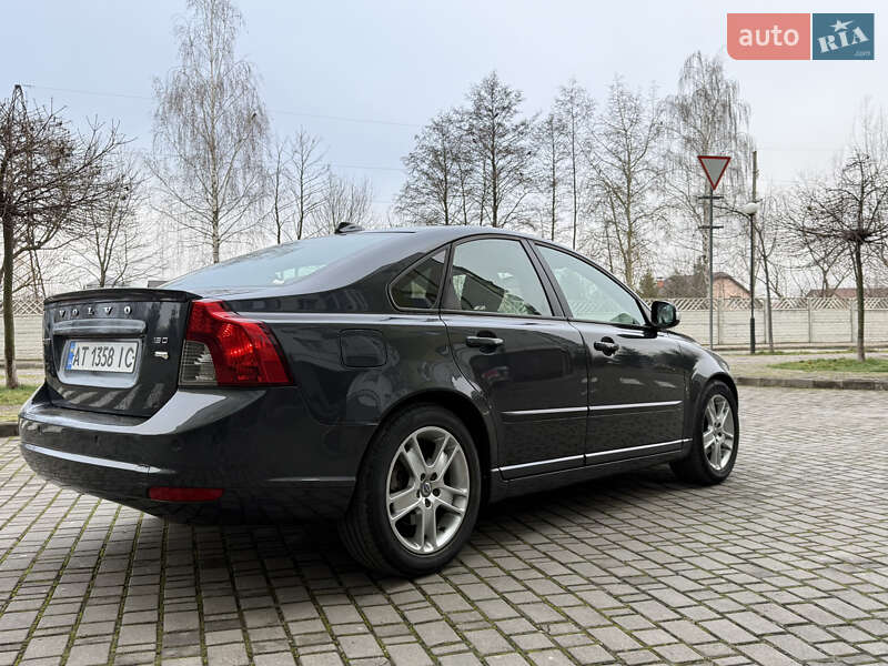 Седан Volvo S40 2010 в Івано-Франківську