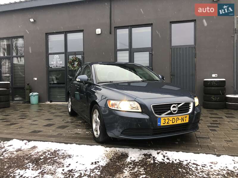 Седан Volvo S40 2011 в Івано-Франківську