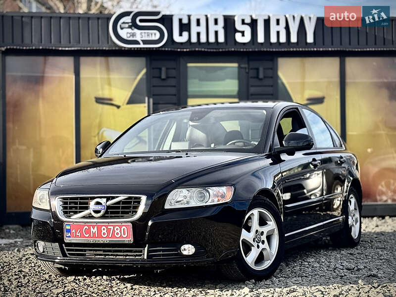 Volvo S40 2011