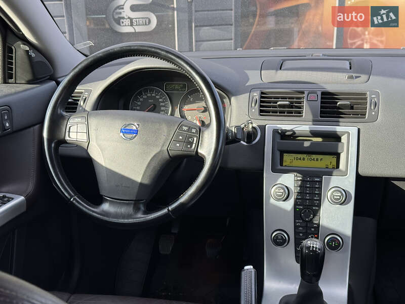 Седан Volvo S40 2011 в Стрию фото 35 Седан Volvo S40 2011 в Стрию