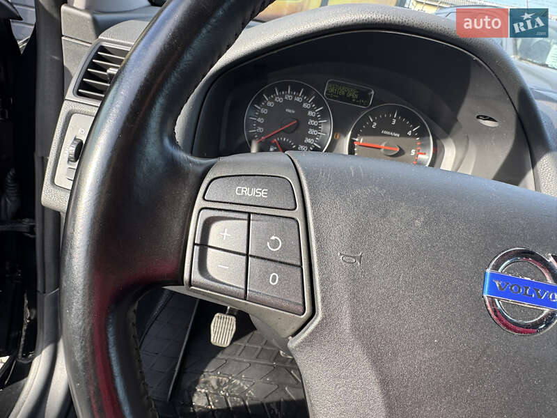 Седан Volvo S40 2011 в Стрию фото 53 Седан Volvo S40 2011 в Стрию