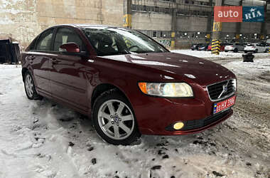 Седан Volvo S40 2009 в Луцке