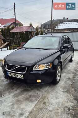 Седан Volvo S40 2008 в Сколе