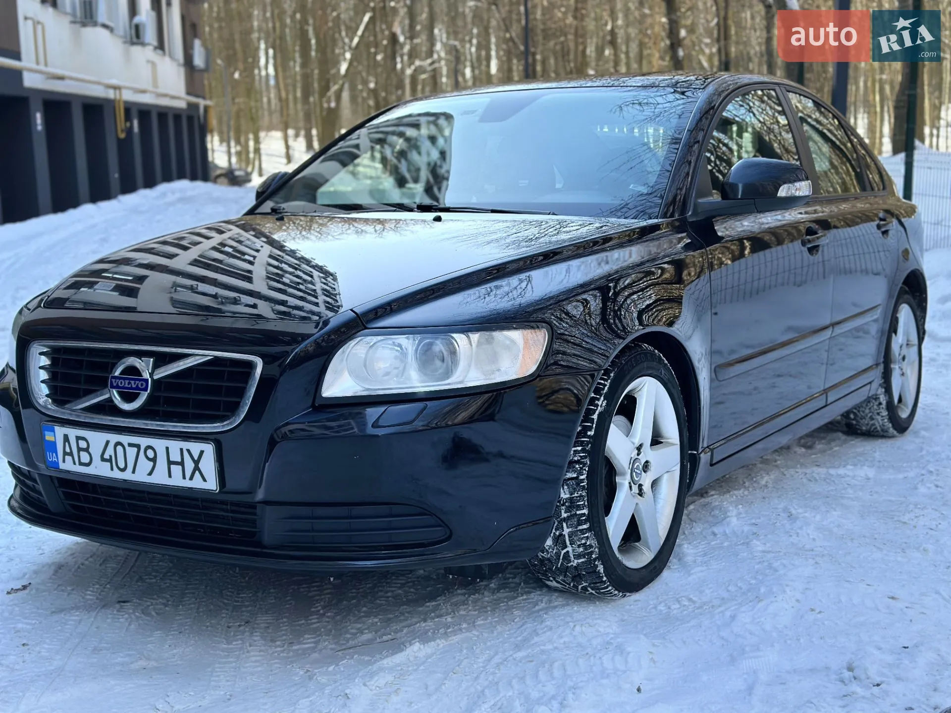 2011 Volvo S40 - фото 1