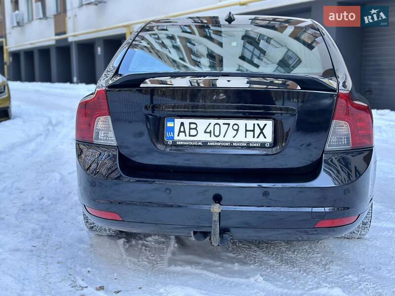 Седан Volvo S40 2011 в Виннице