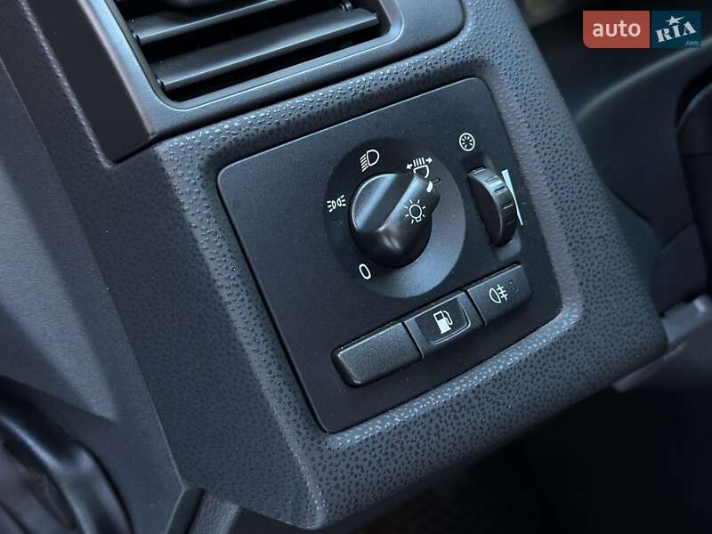 Седан Volvo S40 2011 в Виннице