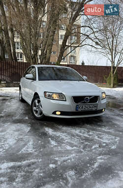 Седан Volvo S40 2012 в Киеве