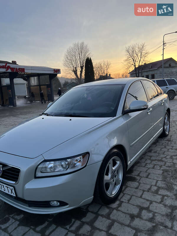 Седан Volvo S40 2012 в Миколаєві