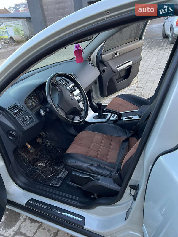 Седан Volvo S40 2012 в Миколаєві