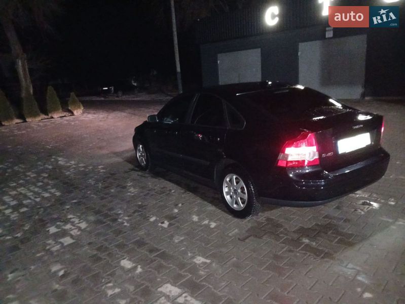Седан Volvo S40 2004 в Кривому Розі