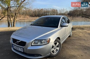 Седан Volvo S40 2009 в Моршині