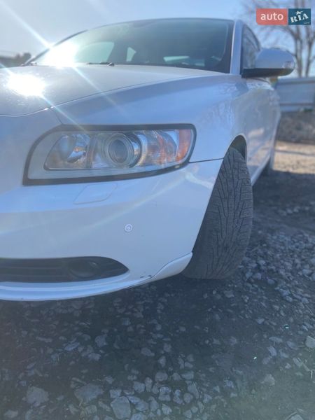Седан Volvo S40 2012 в Калиновке