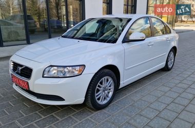 Седан Volvo S40 2010 в Рівному