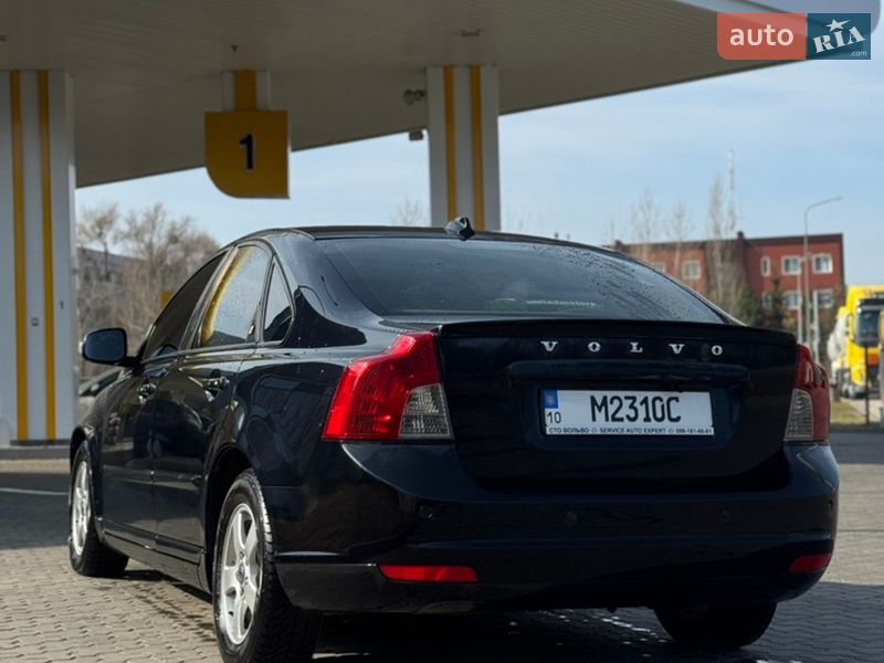 Седан Volvo S40 2009 в Києві