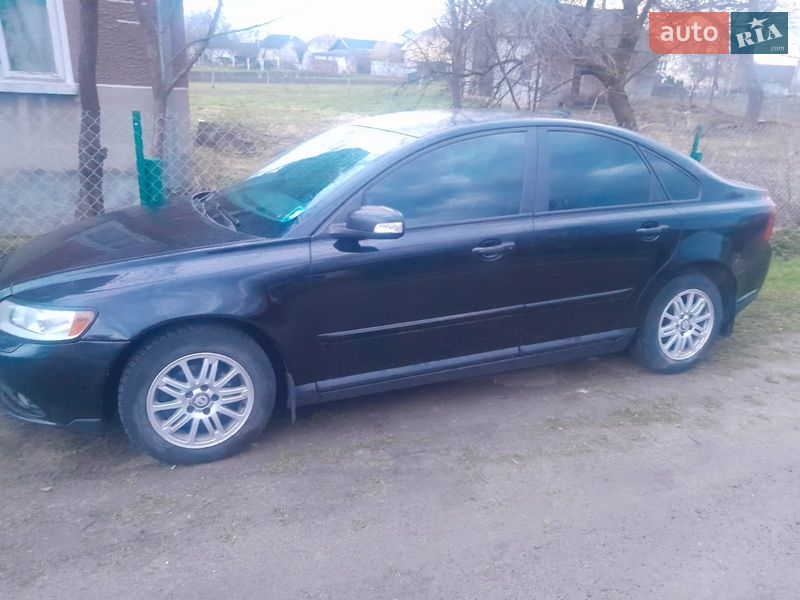 Седан Volvo S40 2008 в Львове