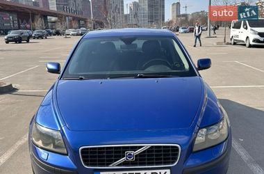 Седан Volvo S40 2006 в Киеве