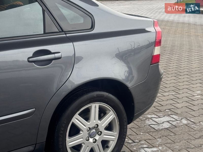 Седан Volvo S40 2006 в Хмельницком
