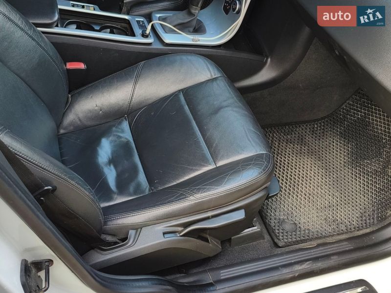 Седан Volvo S40 2010 в Хмельницькому фото 8 Седан Volvo S40 2010 в Хмельницькому
