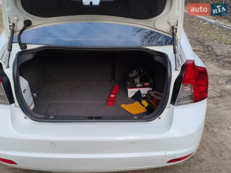 Седан Volvo S40 2010 в Хмельницькому фото 11 Седан Volvo S40 2010 в Хмельницькому
