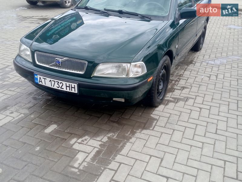 Седан Volvo S40 1998 в Ивано-Франковске фото Седан Volvo S40 1998 в Ивано-Франковске