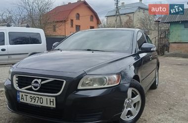 Седан Volvo S40 2010 в Ивано-Франковске