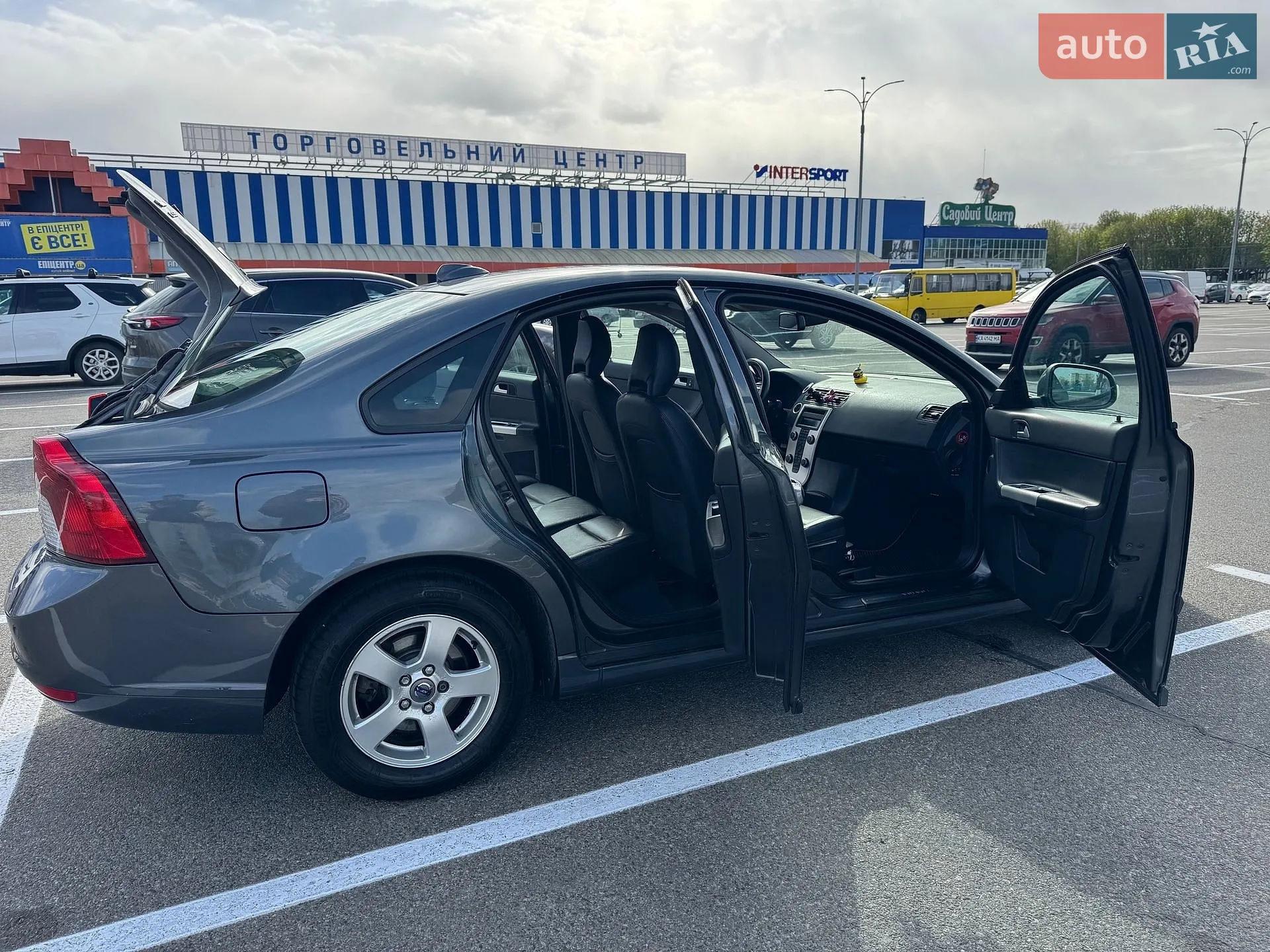 2010 Volvo S40 - мініатюра 15