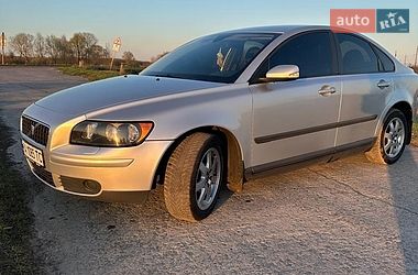 Седан Volvo S40 2006 в Киеве