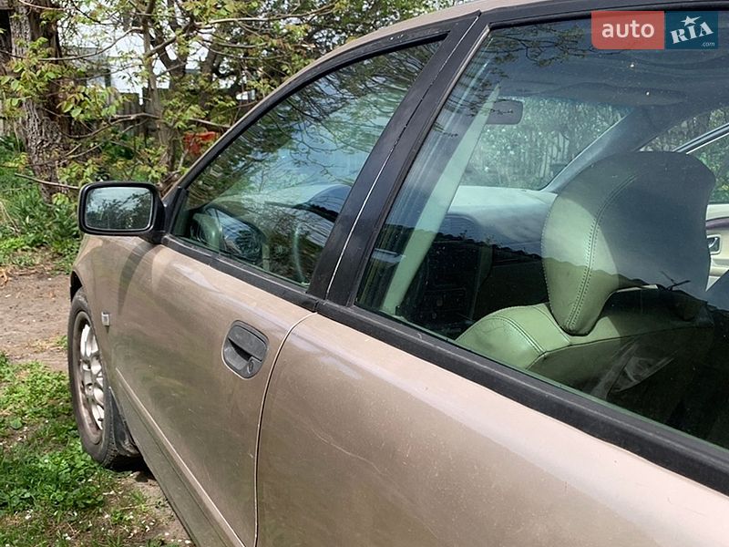 Седан Volvo S40 2001 в Фастове