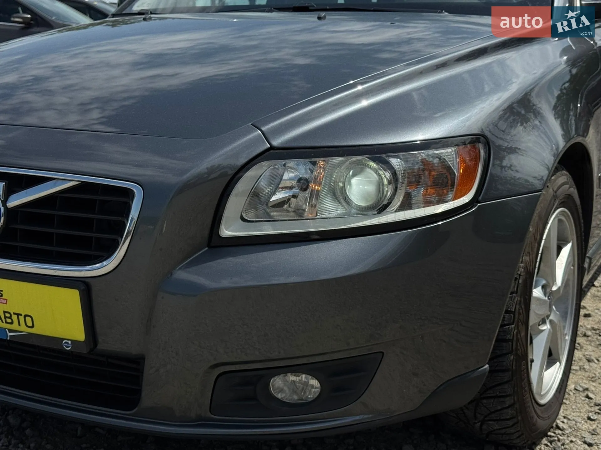 2011 Volvo S40 - мініатюра 2
