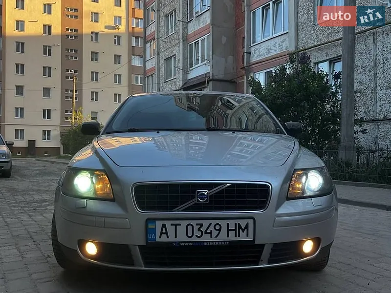 Volvo S40 2005