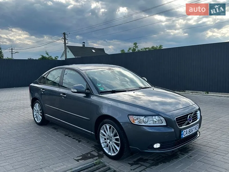 Volvo S40