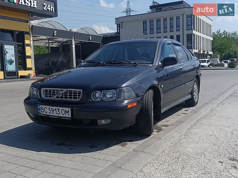 Volvo S40 2004