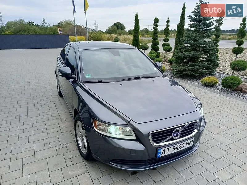 Volvo S40