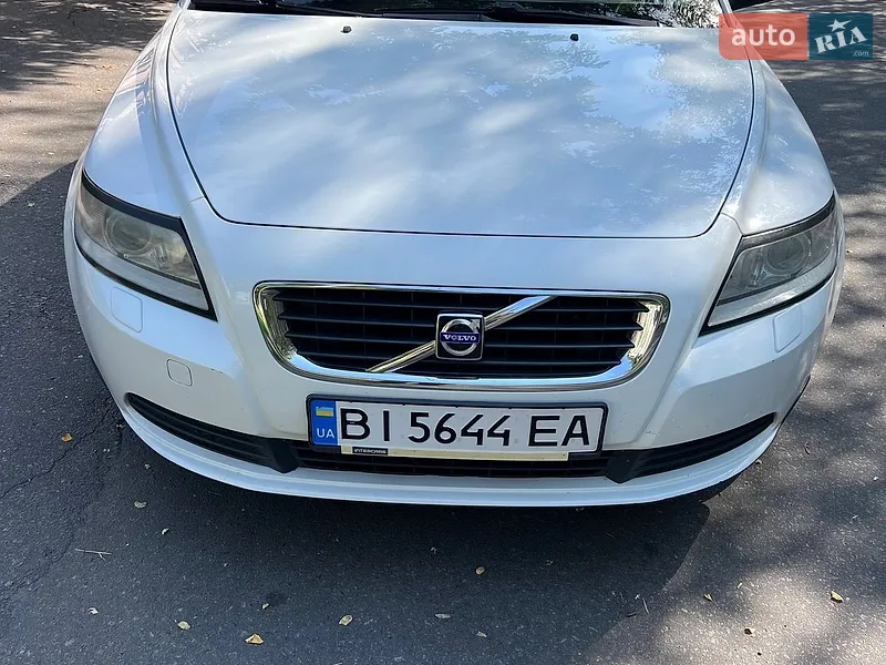 Volvo S40