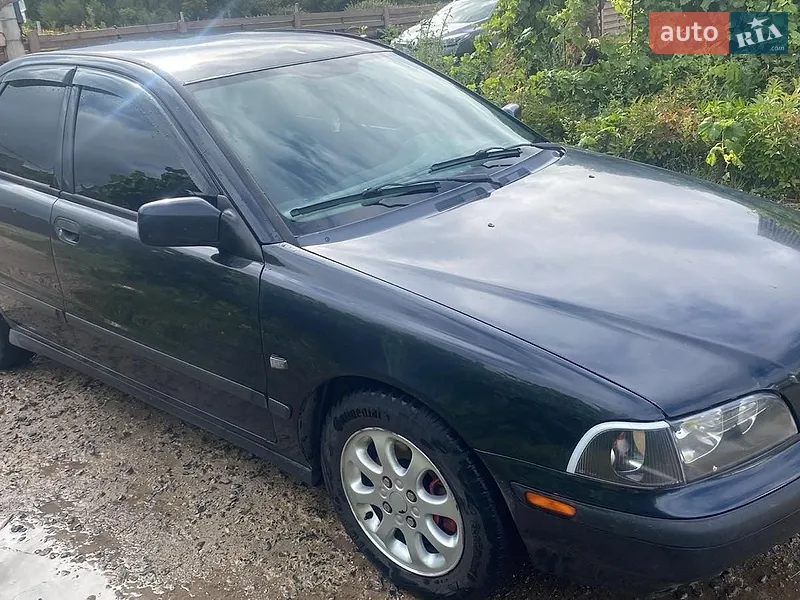 Volvo S40