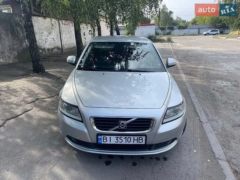 Volvo S40
