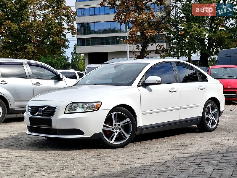 Volvo S40
