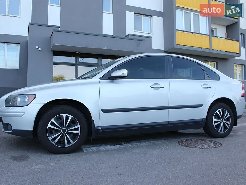 Volvo S40 2005