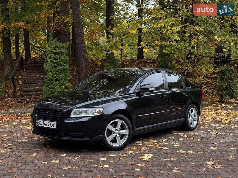 Volvo S40