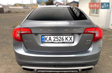 Седан Volvo S60 Cross Country 2017 в 