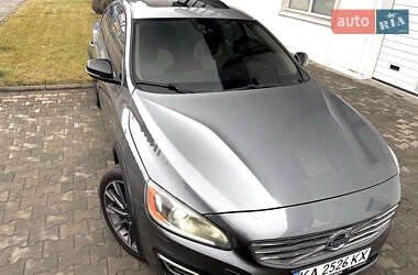 Седан Volvo S60 Cross Country 2017 в 