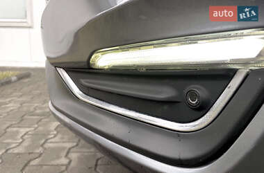 Седан Volvo S60 Cross Country 2017 в 
