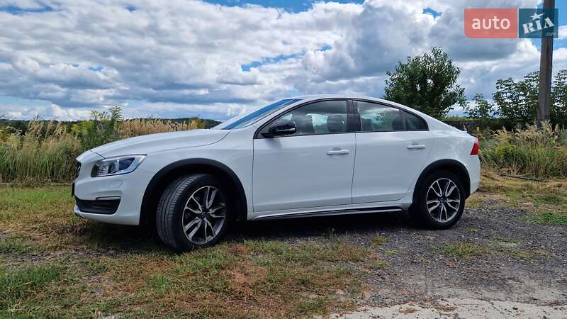 Седан Volvo S60 Cross Country 2017 в Києві фото 8 Седан Volvo S60 Cross Country 2017 в Києві