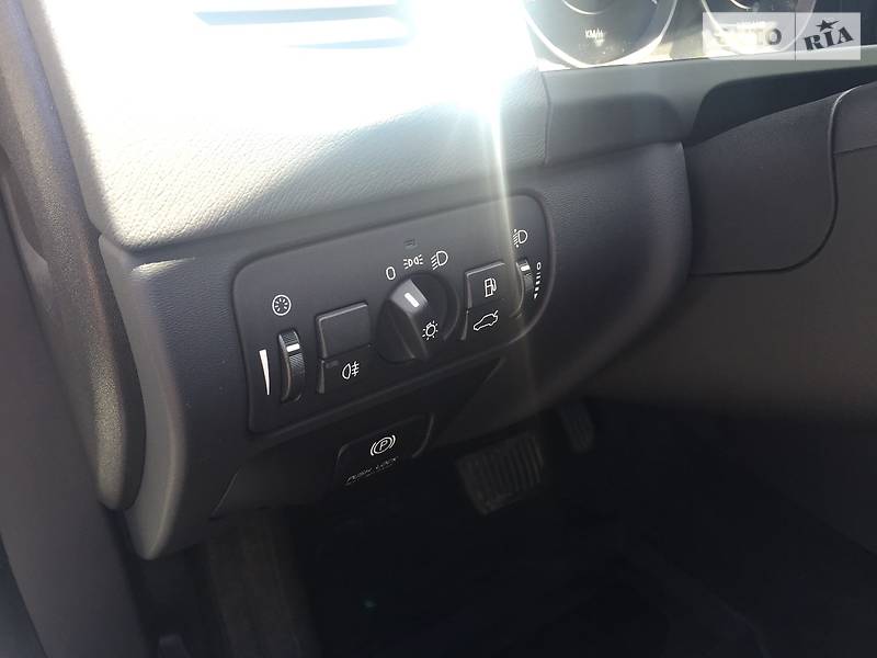Седан Volvo S60 2011 в Днепре